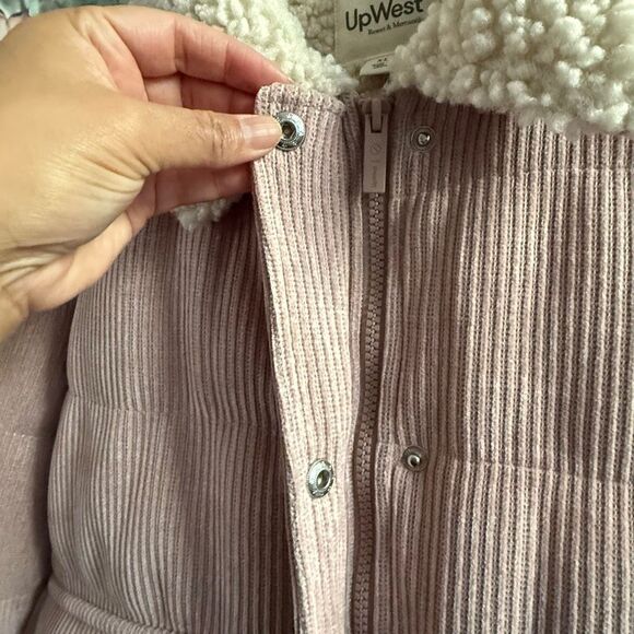 NWT UpWest women’s lined corduroy jacket hands free bomber in rose blush - Picture 4 of 10